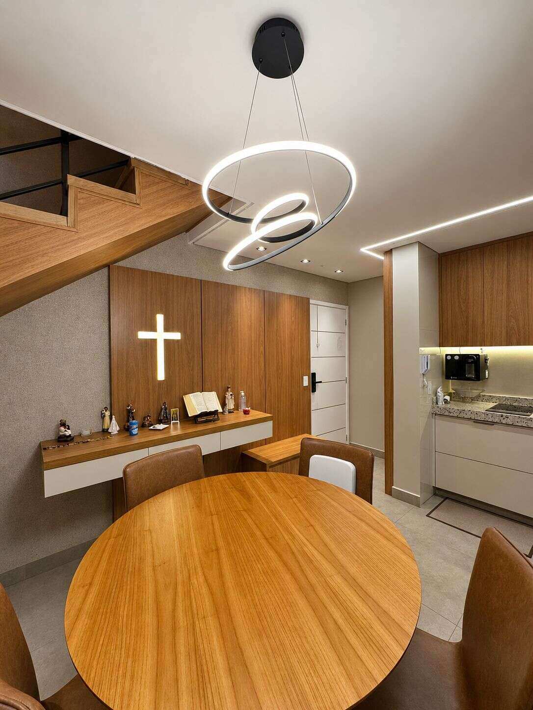  - Apartamento à venda, no Edifício Lorena em Franca, Jardim Lima, com 3 quartos, 177m²