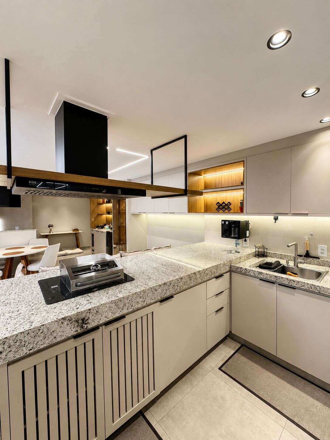  - Apartamento à venda, no Edifício Lorena em Franca, Jardim Lima, com 3 quartos, 177m²