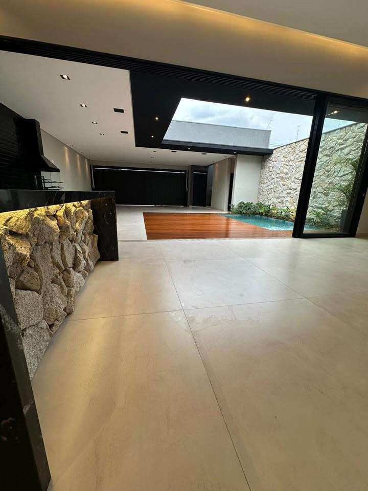 Casa à venda com 3 quartos, 199m² - Jardim Santa Lúcia,Franca