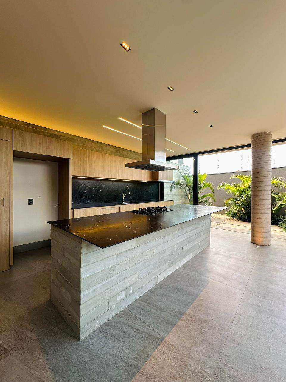  - Casa à venda em Franca, Esplanada Primo Meneghetti II, com 3 quartos, 229m²