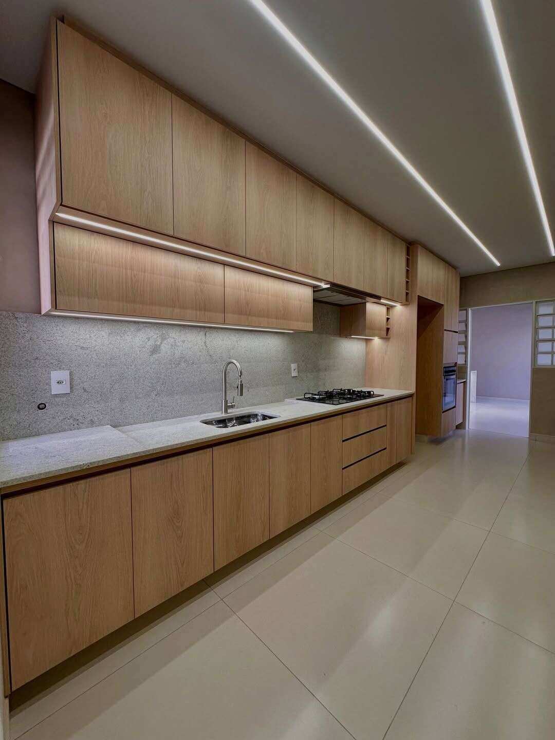  - Casa à venda em Franca, Jardim Noêmia, com 3 quartos, 295m²