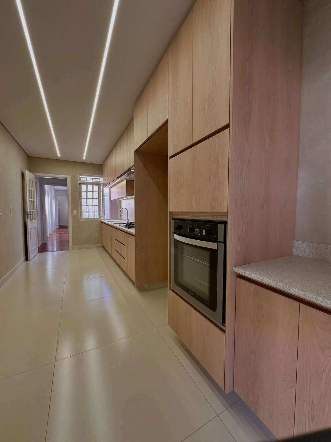  - Casa à venda em Franca, Jardim Noêmia, com 3 quartos, 295m²