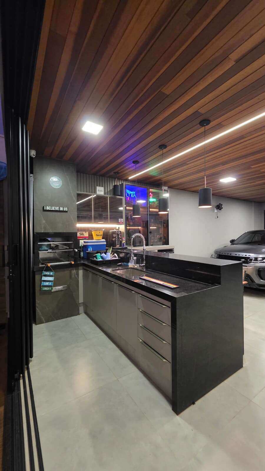  - Casa à venda em Franca, Jardim Santa Lúcia, com 3 quartos, 185m²