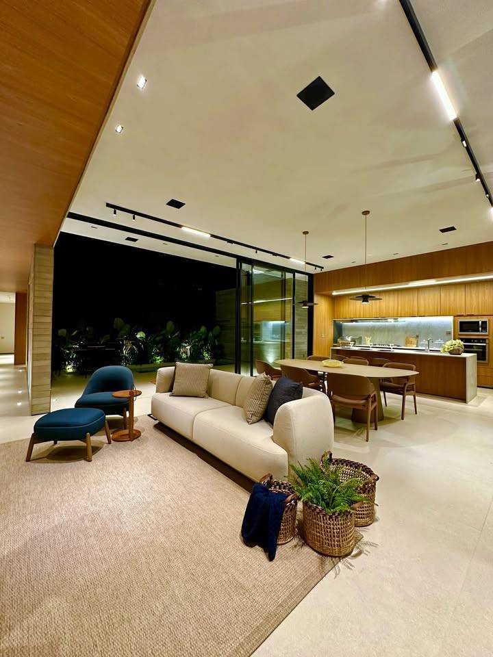 Casa à venda em Franca, Jardim Santana, com 3 quartos, 230m² - Imobiliária Artefatto Imóveis - Franca/SP