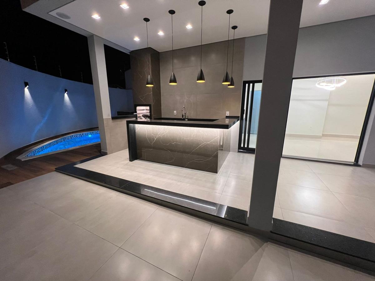 Casa à venda com 3 quartos, 193m² - Esplanada Primo Meneghetti II,Franca