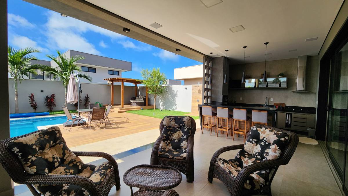 Casa à venda com 3 quartos, 236m² - Núcleo Agrícola Alpha,Franca 