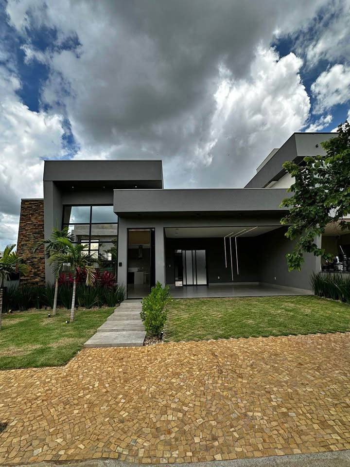 Casa à venda com 3 quartos, 206m² - Núcleo Agrícola Alpha,Franca 