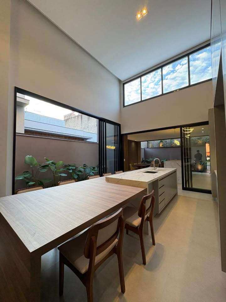 Casa de condomínio à venda com 3 quartos, 212m² - Parque Franville,Franca