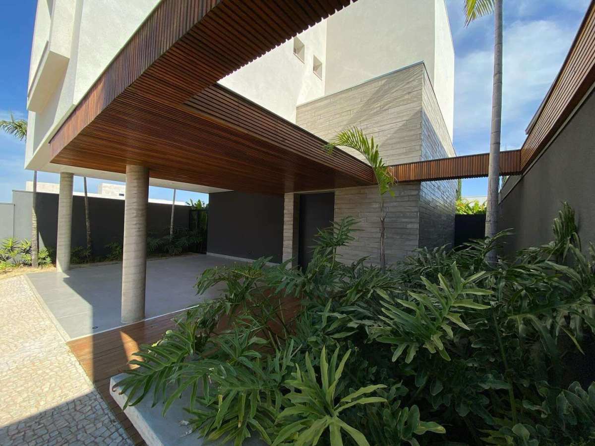 Casa à venda com 3 quartos, 215m² - Parque Universitário,Franca 