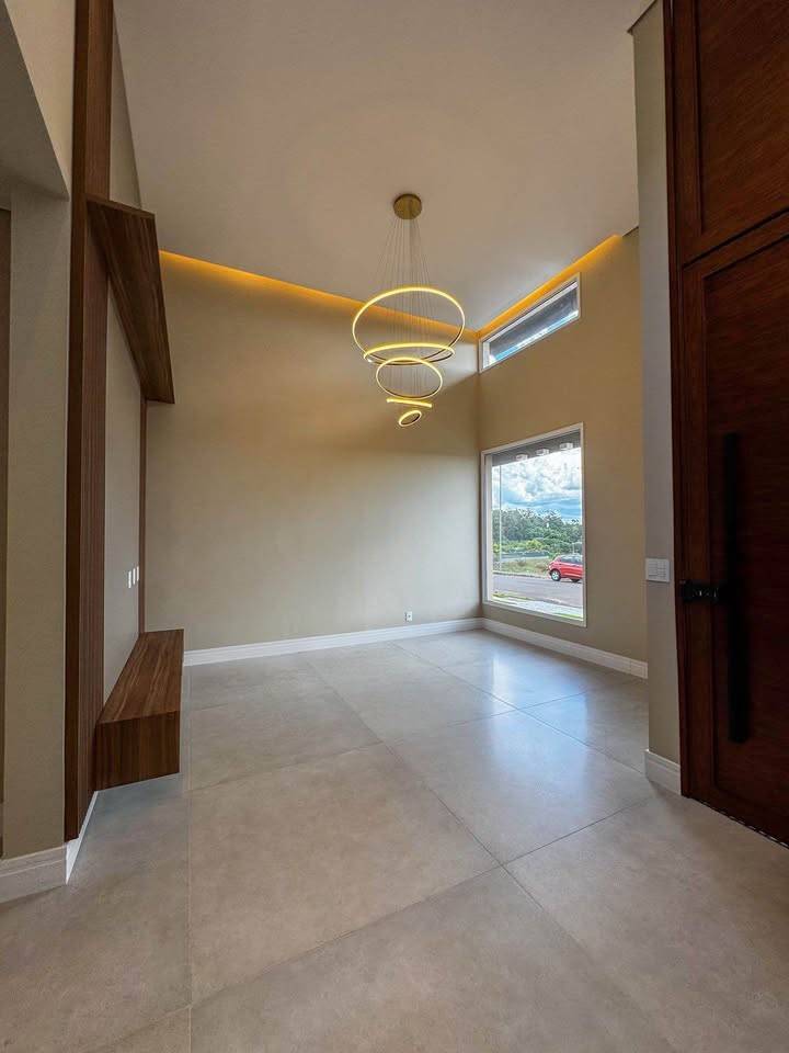 Casa de condomínio à venda com 3 quartos, 216m² - Parque Universitário,Franca