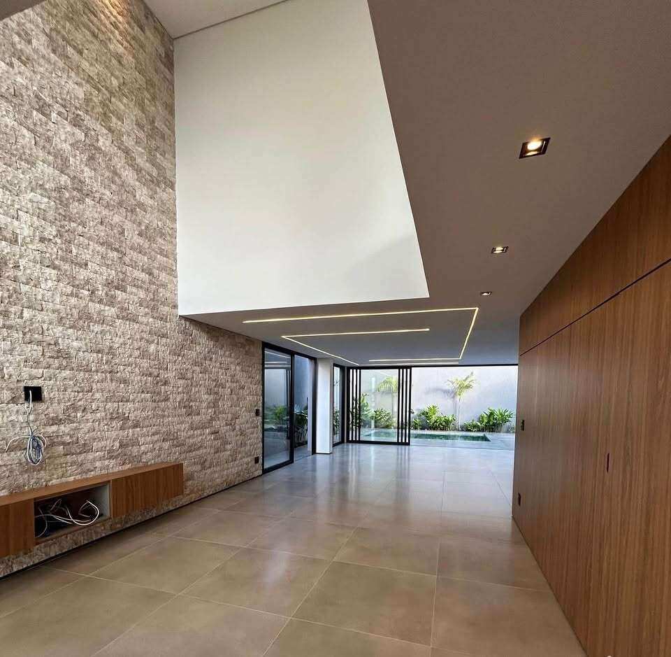 Casa de condomínio à venda com 3 quartos, 240m² - Parque Universitário,Franca