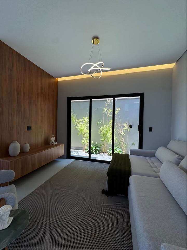  - Casa de condomínio à venda, no Veredas,  em Franca, Parque Universitário, com 4 quartos, 250m²