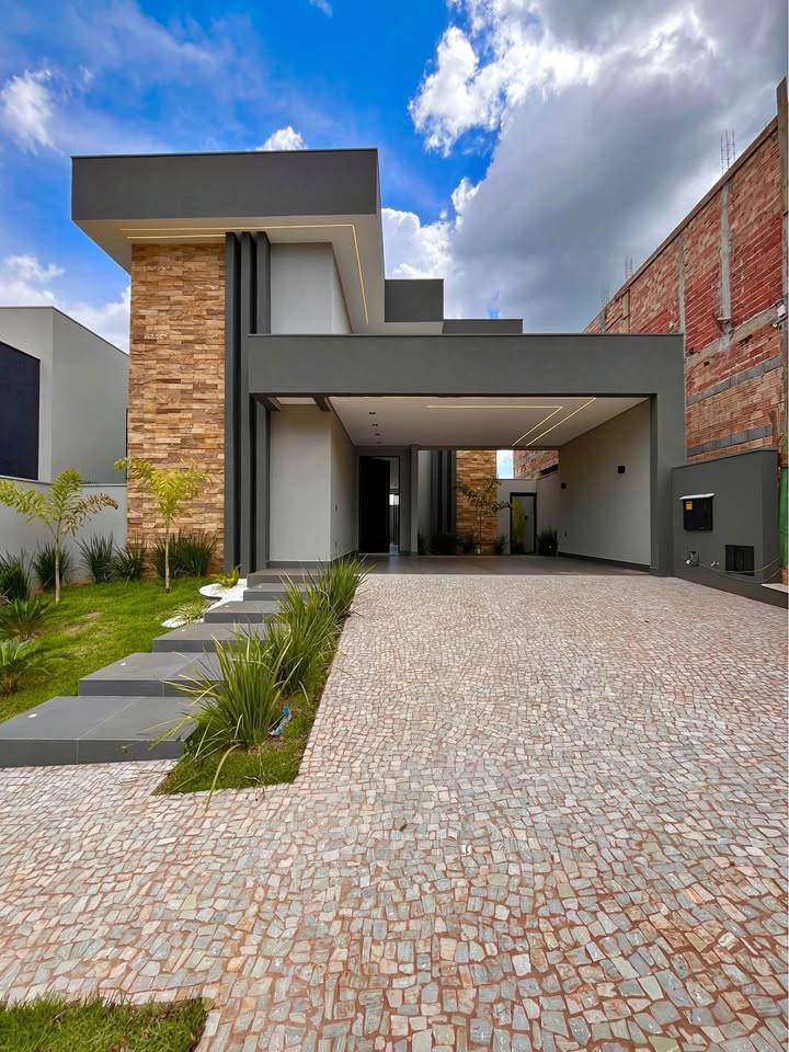 Casa de condomínio à venda com 4 quartos, 250m² - Parque Universitário,Franca