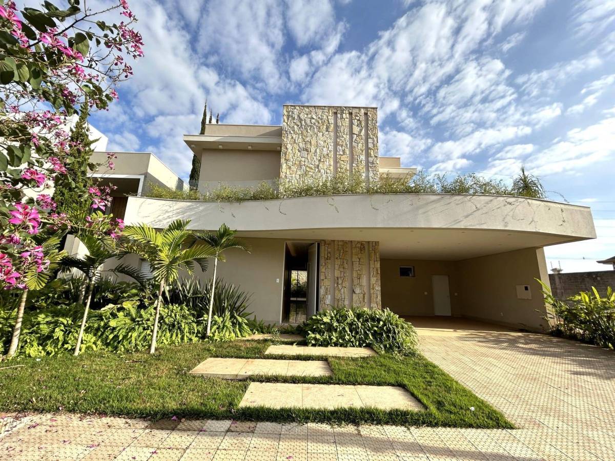 Casa de condomínio à venda com 4 quartos, 470m² - Recanto do Itambé,Franca