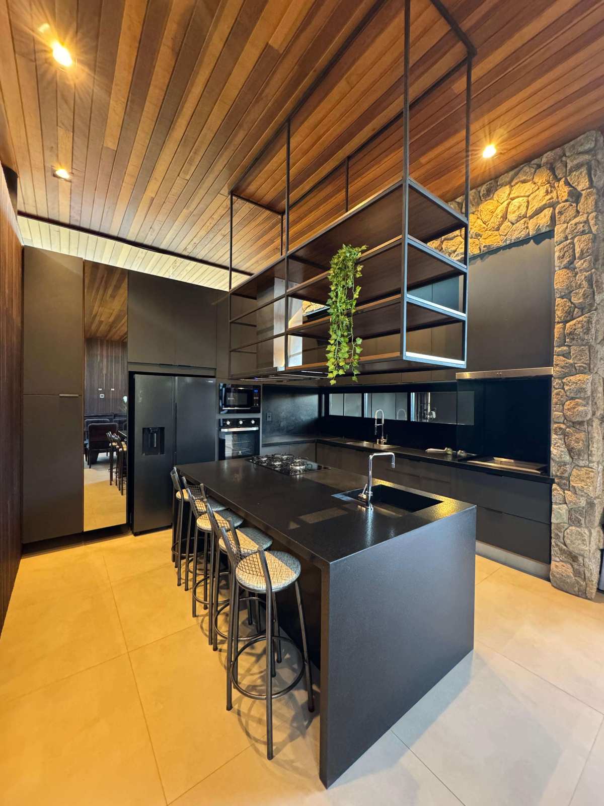  - Casa de condomínio à venda, no Villa Piemonte, , Parque Universitário, com 3 quartos, 204m²