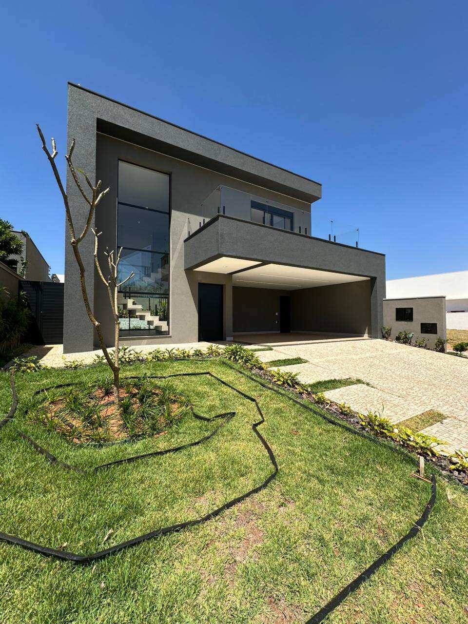 Casa de condomínio à venda com 3 quartos, 240m² - Parque Universitário,Franca