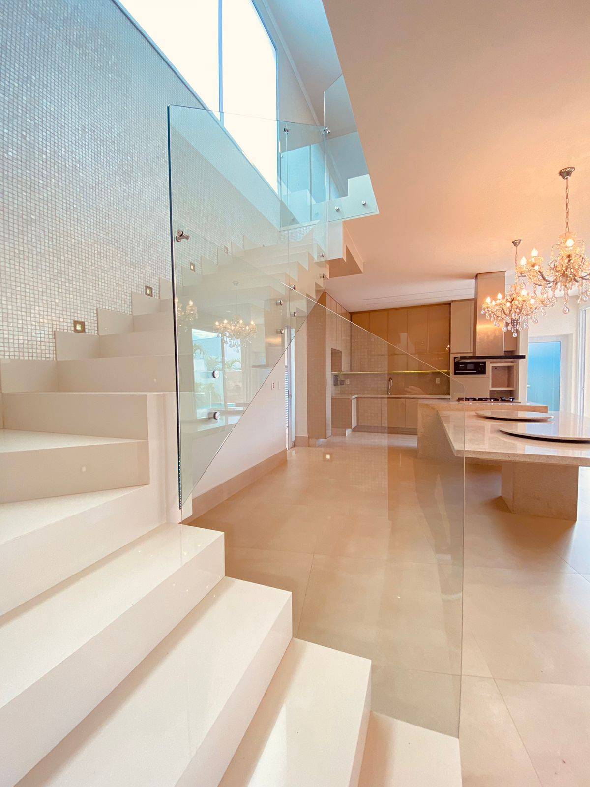 Casa à venda com 3 quartos, 350m² - Jardim Três Colinas,Franca 