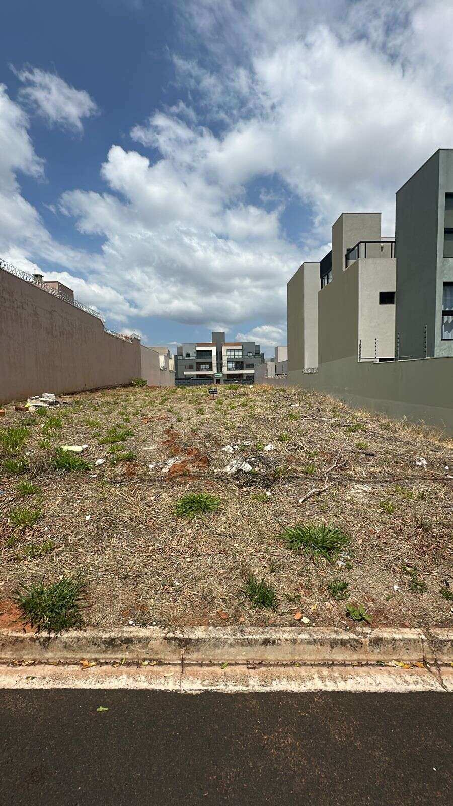 Terreno à venda - Jardim Piratininga II,Franca