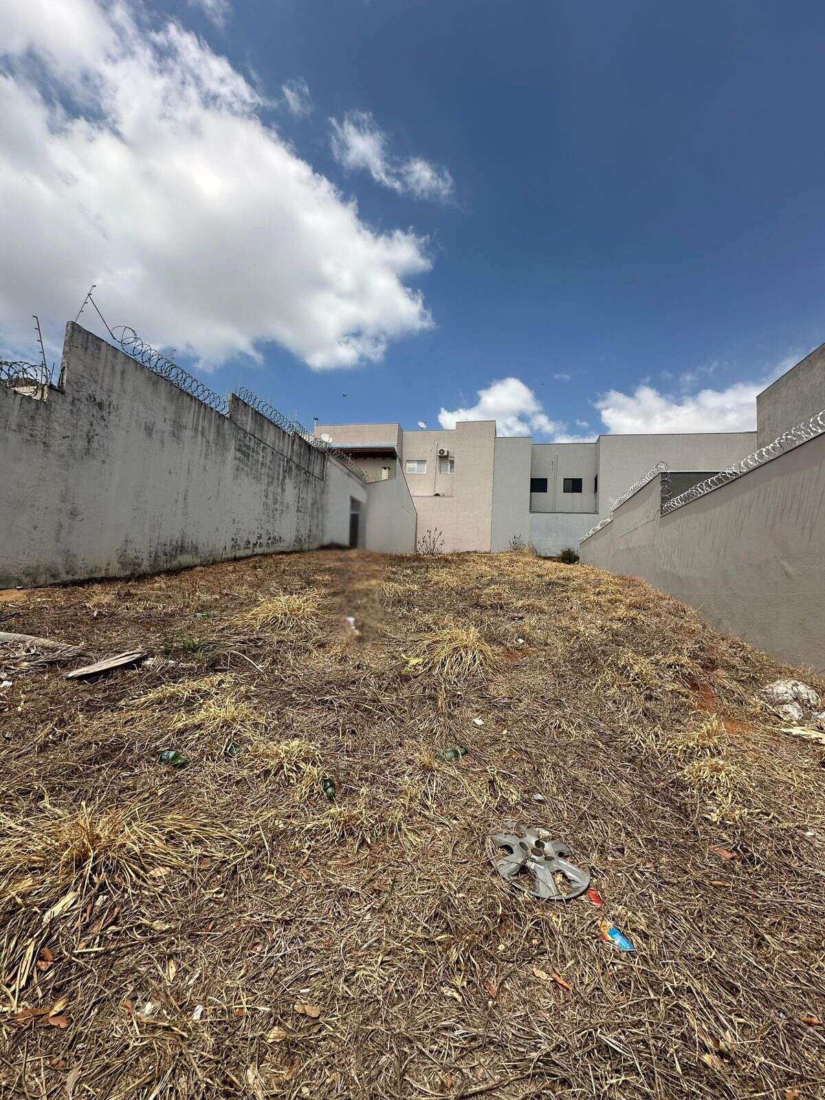 Terreno à venda - Jardim Piratininga,Franca