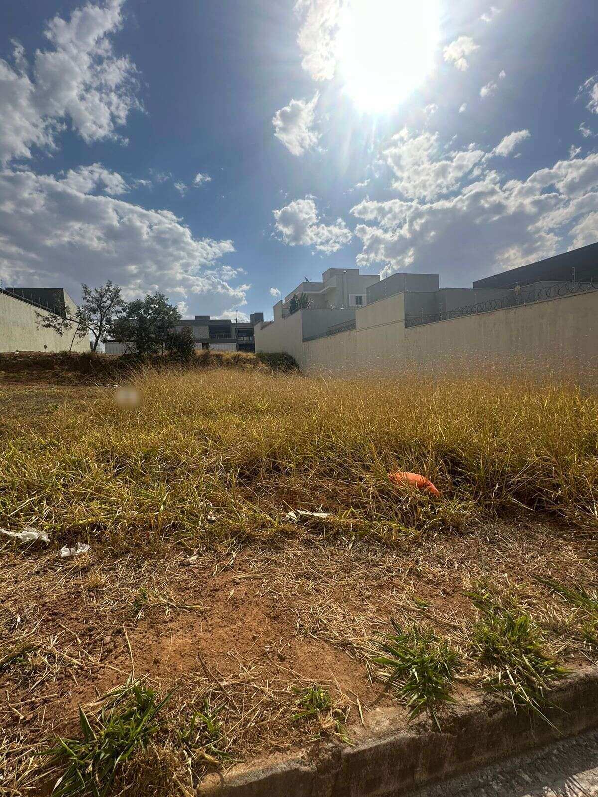 Terreno à venda - Jardim Santa Lúcia,Franca