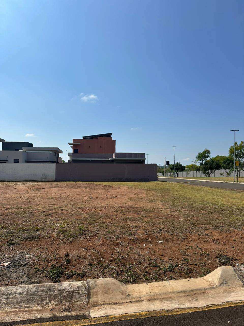Terreno em Condomínio à venda - Parque Universitário,Franca
